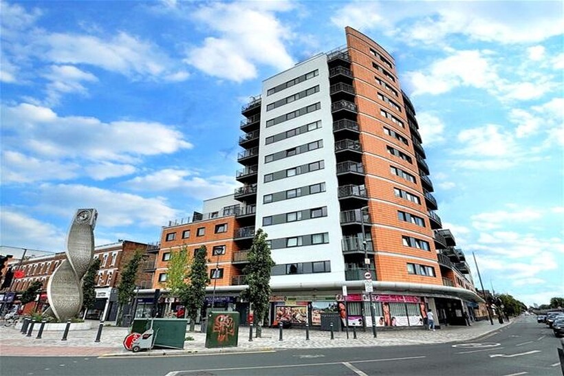 Ibex House, Stratford 1 bed flat to rent - £1,725 pcm (£398 pw)