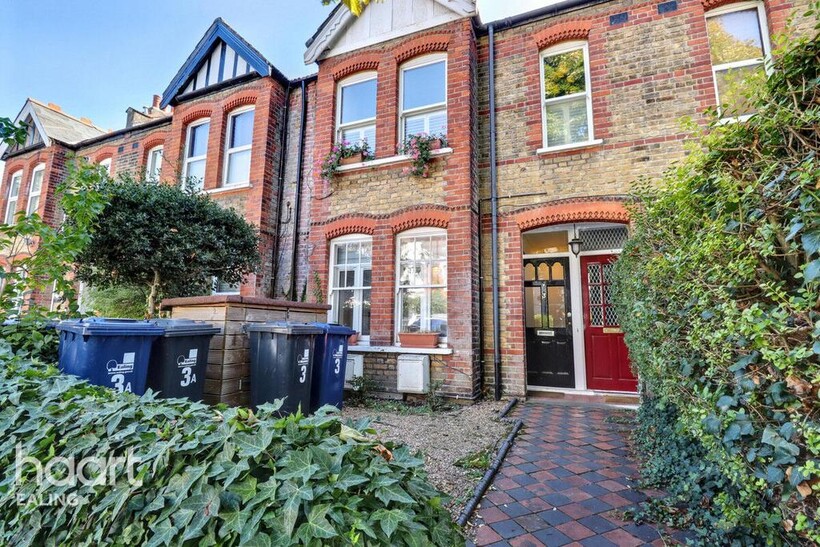 Lawrence Road, LONDON 2 bed townhouse to rent - £1,895 pcm (£437 pw)