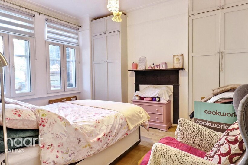 Lawrence Road, LONDON 2 bed townhouse to rent - £1,895 pcm (£437 pw)