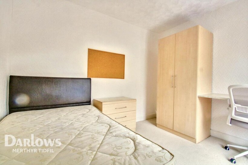 Meadow Street, PONTYPRIDD 1 bed terraced house to rent - £563 pcm (£130 pw)