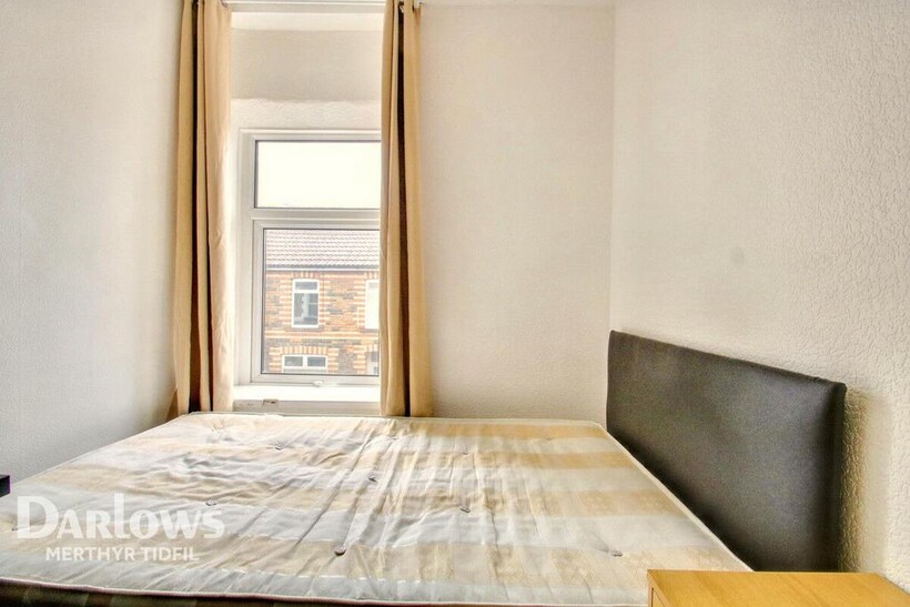 Meadow Street, PONTYPRIDD 1 bed terraced house to rent - £563 pcm (£130 pw)