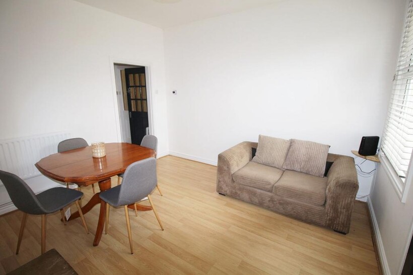 Student Accommodation 26 - 27, 77... 4 bed house share to rent - £499 pcm (£115 pw)