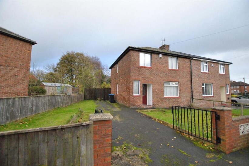 The Moorlands, Durham 4 bed semi-detached house to rent - £1,907 pcm (£440 pw)