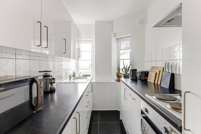 Northwood Hall, Highgate, N6 2 bed apartment to rent - £1,993 pcm (£460 pw)