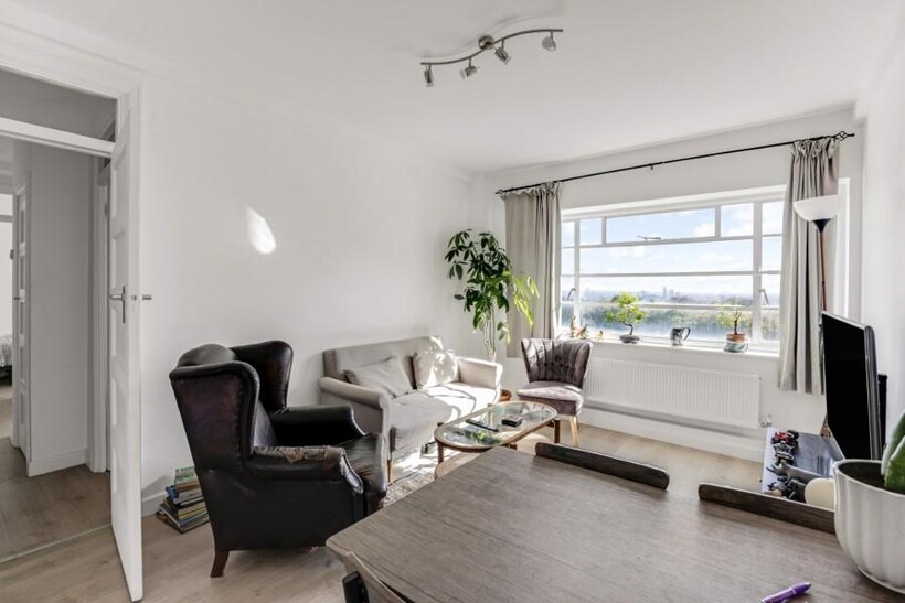 Northwood Hall, Highgate, N6 2 bed apartment to rent - £1,993 pcm (£460 pw)