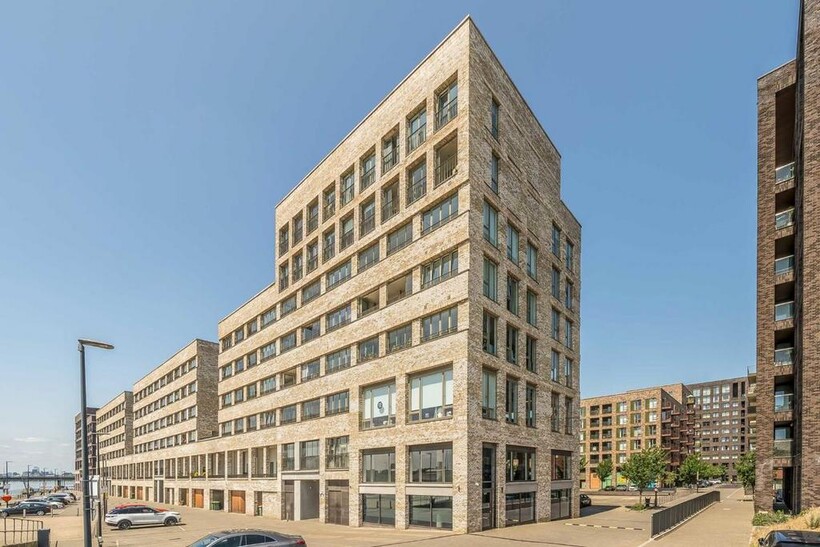 Silley Weir Promenade, London E16 1 bed flat to rent - £1,846 pcm (£426 pw)