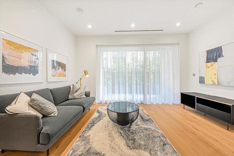 Carrick Yard, Fisherton Street... 1 bed flat to rent - £3,497 pcm (£807 pw)