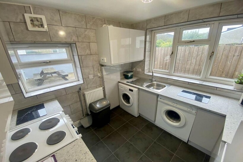 87b7d629-5d23-4654-b