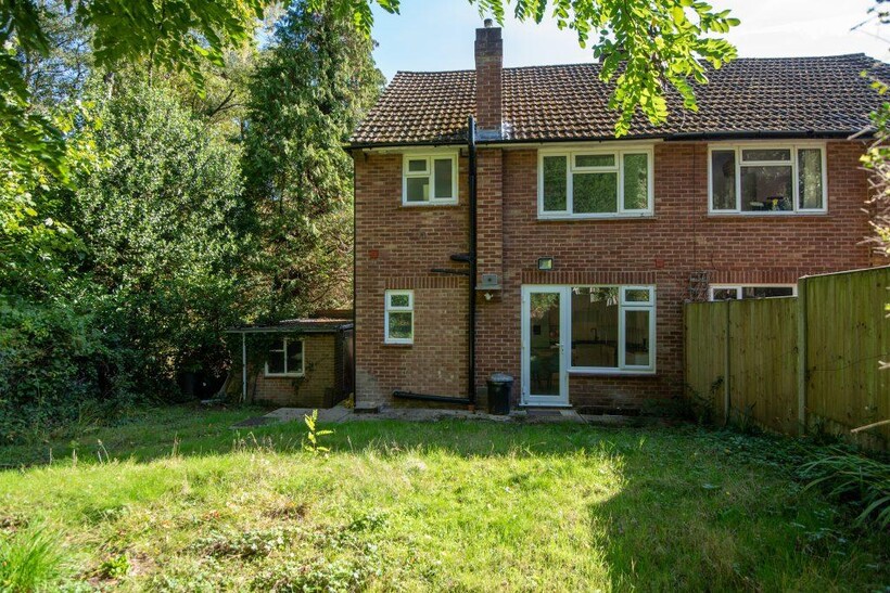 Copperfield Road, Southampton, SO16 3NW 3 bed semi-detached house to rent - £1,795 pcm (£414 pw)