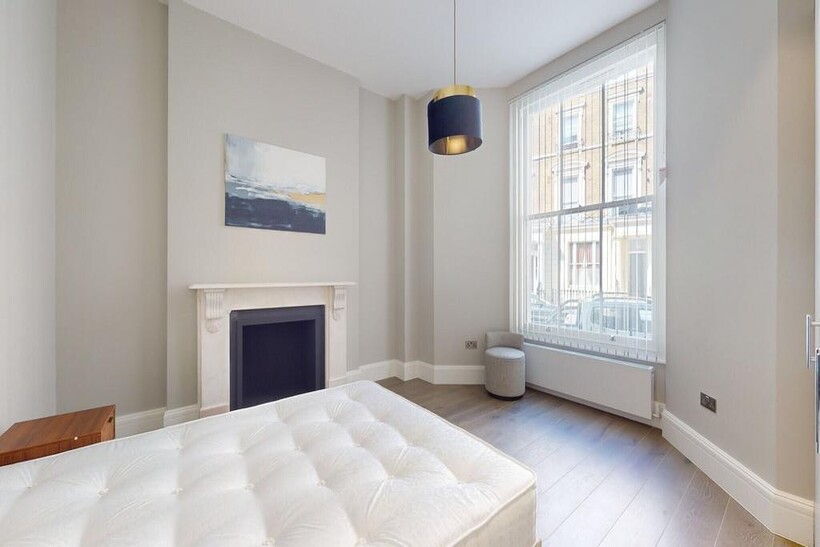 Collingham Road, Earl's Court, London... 2 bed apartment to rent - £4,850 pcm (£1,119 pw)