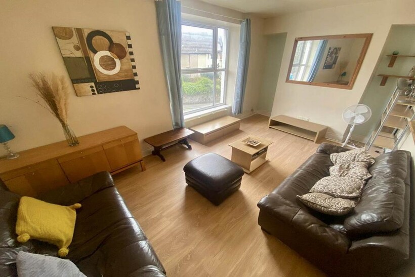 65933ee0-fe14-41f3-9