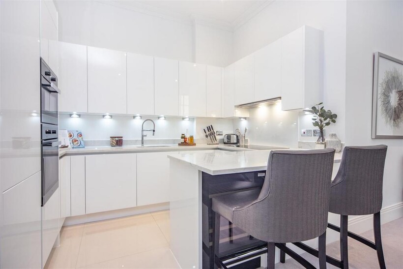 Palace Wharf, Hammersmith, W6 1 bed apartment to rent - £3,423 pcm (£790 pw)