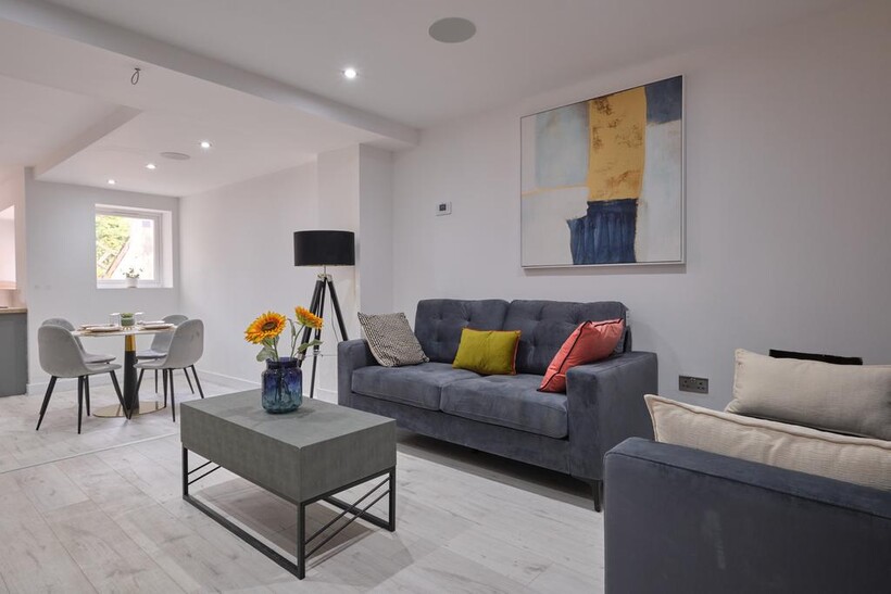 132, Rhyddings Terrace SA2 6 bed terraced house to rent - £672 pcm (£155 pw)