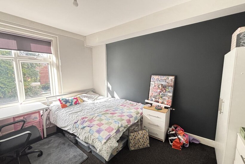 St Michaels Crescent, Leeds 7 bed house to rent - £620 pcm (£143 pw)