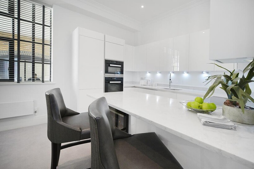 Rainville Road, London, W6 1 bed apartment to rent - £3,423 pcm (£790 pw)