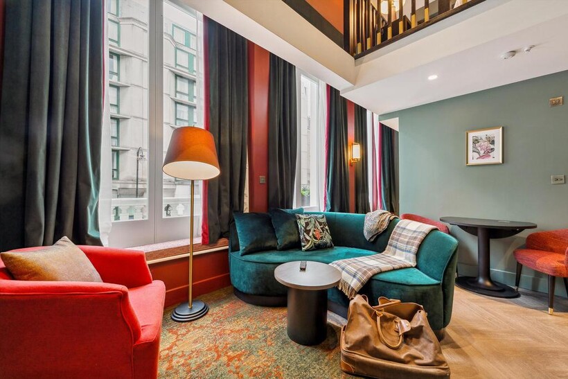 The Other House, Harrington Gardens... 1 bed flat to rent - £5,612 pcm (£1,295 pw)