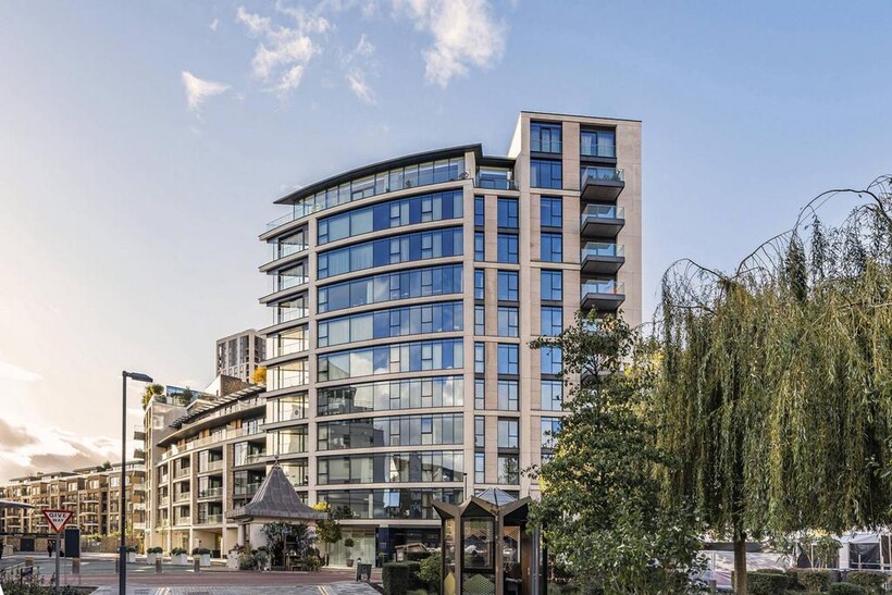 Harbour Avenue, Chelsea Harbour... 1 bed flat to rent - £3,850 pcm (£888 pw)