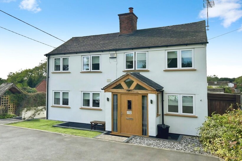 Pbox-front of house-345614.jpeg