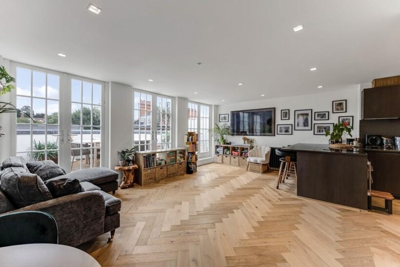 Kidderpore Avenue, Hampstead, NW3 2 bed apartment to rent - £5,499 pcm (£1,269 pw)