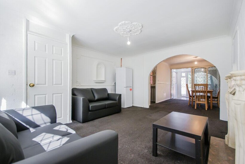 Bloomsbury Walk, Birmingham B7 3 bed terraced house to rent - £1,560 pcm (£360 pw)