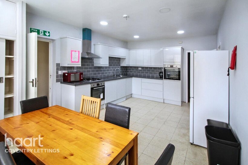 Cannon Close, Coventry 6 bed detached house to rent - £2,670 pcm (£616 pw)