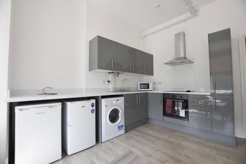 London Road, Leicester 4 bed apartment to rent - £542 pcm (£125 pw)