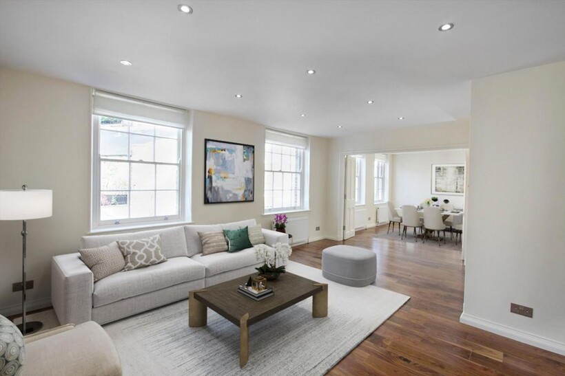 Wilton Row, Belgravia, London, SW1X 3 bed detached house to rent - £9,100 pcm (£2,100 pw)