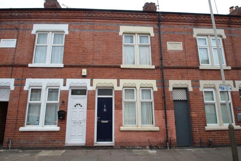 Ullswater Street, Leicester 2 bed terraced house to rent - £498 pcm (£115 pw)