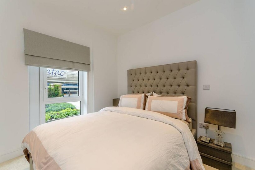 Hartfield Road, Wimbledon, London, SW19 1 bed flat to rent - £1,825 pcm (£421 pw)