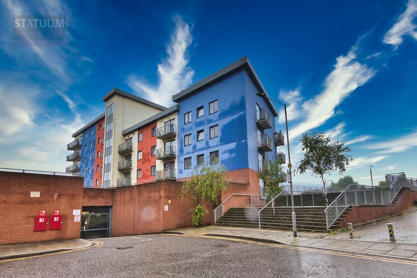 Spring Place, Abbey Road, Barking... 2 bed apartment to rent - £2,295 pcm (£530 pw)
