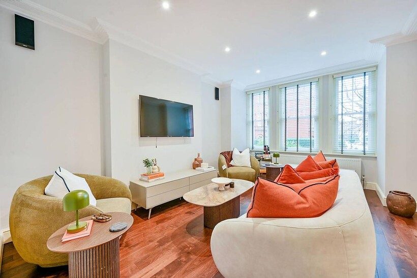 Hamlet Gardens, London, Ravenscourt... 3 bed flat to rent - £3,850 pcm (£888 pw)