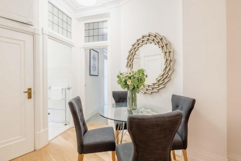 Flat 18 Strathmore Court Park Road... 2 bed apartment to rent - £3,835 pcm (£885 pw)