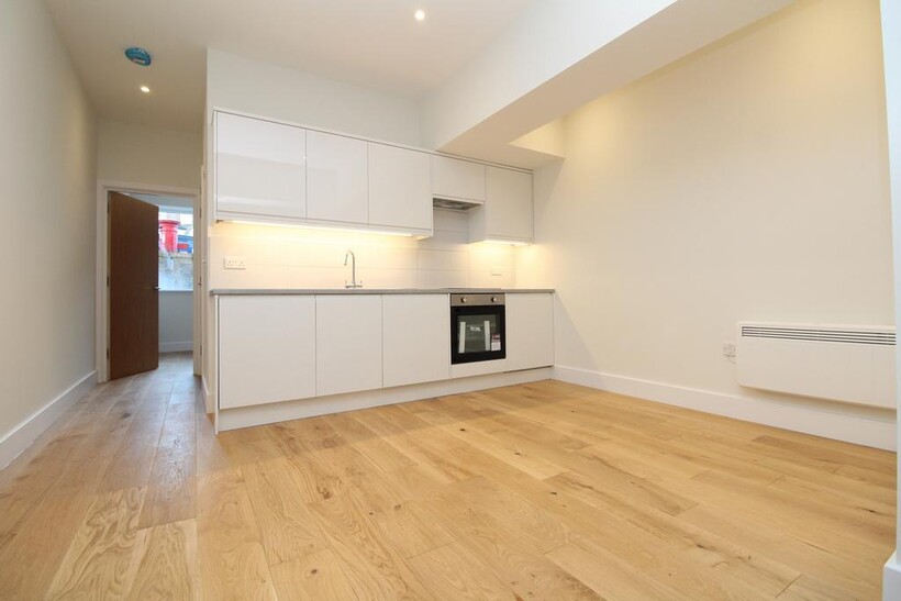 Speranza Street, Plumstead SE18 1 bed maisonette to rent - £1,525 pcm (£352 pw)