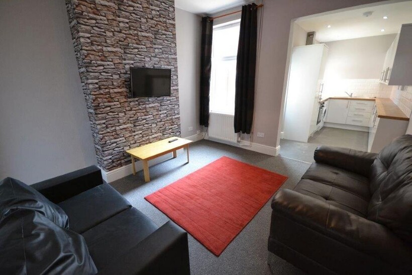Jarrom Street, Leicester 3 bed terraced house to rent - £412 pcm (£95 pw)
