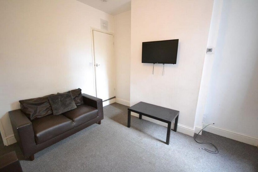 Jarrom Street, Leicester 3 bed terraced house to rent - £412 pcm (£95 pw)