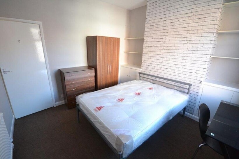 Jarrom Street, Leicester 4 bed terraced house to rent - £412 pcm (£95 pw)