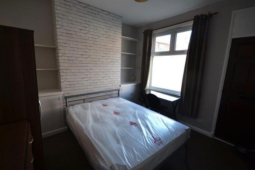 Jarrom Street, Leicester 4 bed terraced house to rent - £412 pcm (£95 pw)