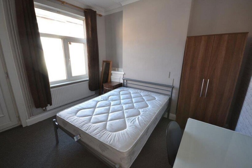 Jarrom Street, Leicester 4 bed terraced house to rent - £412 pcm (£95 pw)