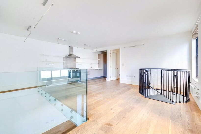 Parsons Green, London SW6 3 bed duplex to rent - £5,950 pcm (£1,373 pw)