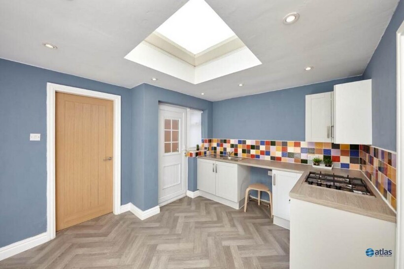 136718 2532 img 02 0