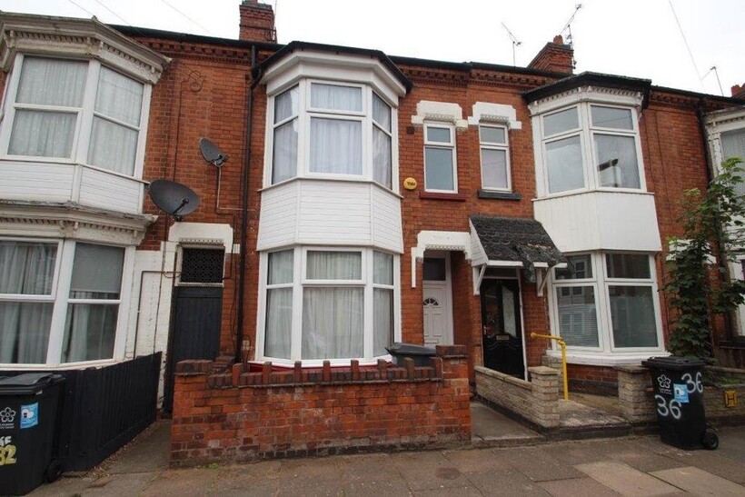 Stuart Street, Leicester 4 bed terraced house to rent - £412 pcm (£95 pw)