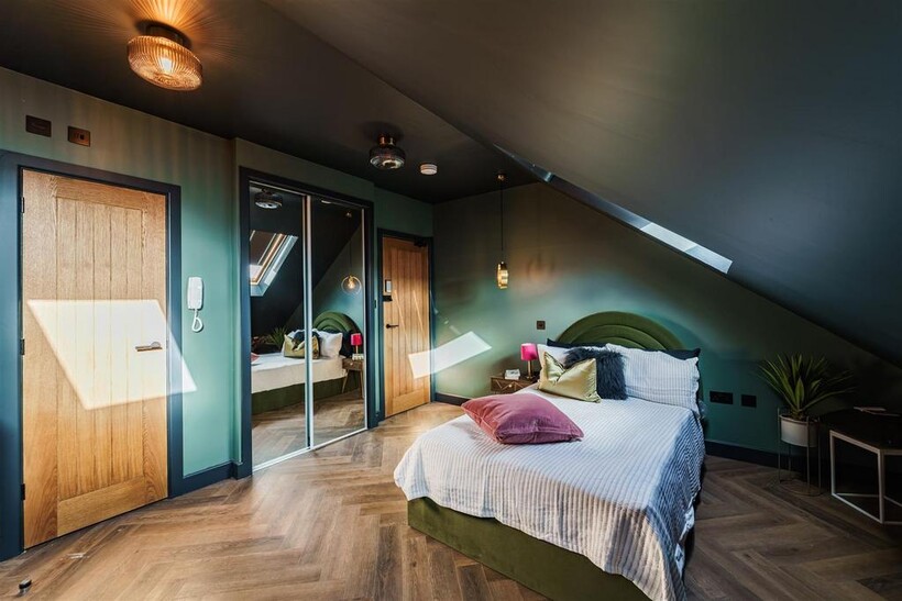 052-A7 R03356-HDR.jpg