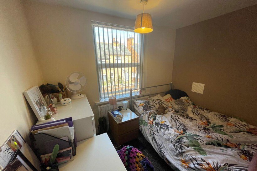 Westcotes Drive, Leicester 6 bed terraced house to rent - £390 pcm (£90 pw)