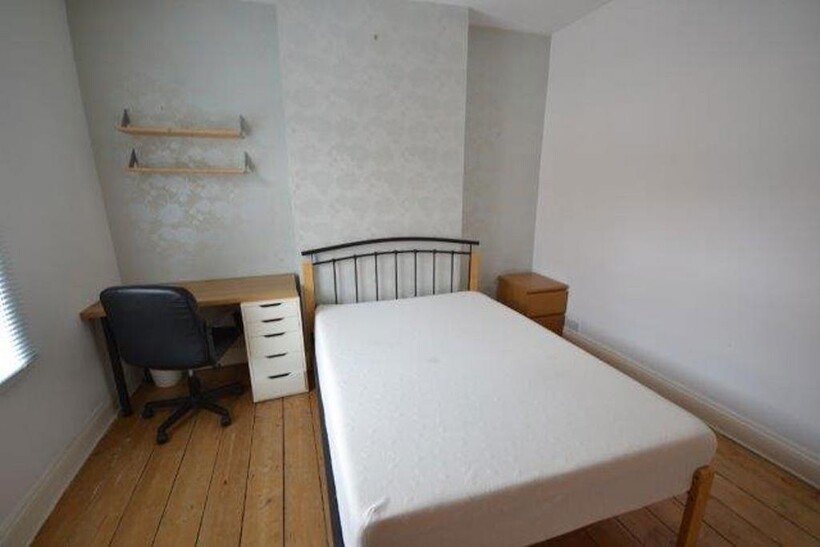 Hartopp Road, Leicester 3 bed terraced house to rent - £429 pcm (£99 pw)