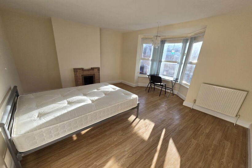 Lorne Road, Leicester 4 bed terraced house to rent - £412 pcm (£95 pw)