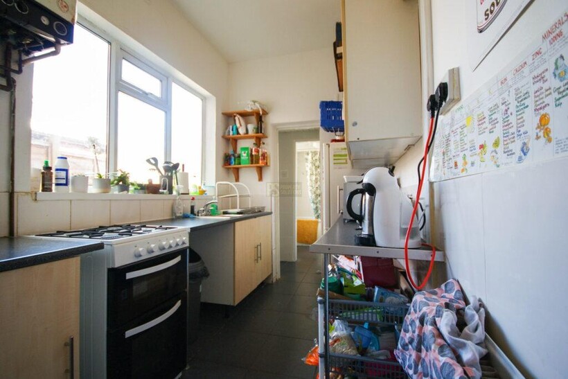 Hubert Road, Birmingham B29 3 bed terraced house to rent - £1,107 pcm (£255 pw)