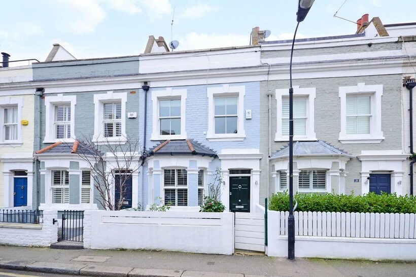 Novello Street, Parsons Green... 4 bed house to rent - £12,502 pcm (£2,885 pw)