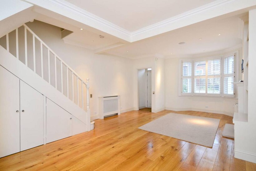 Novello Street, Parsons Green... 4 bed house to rent - £12,502 pcm (£2,885 pw)