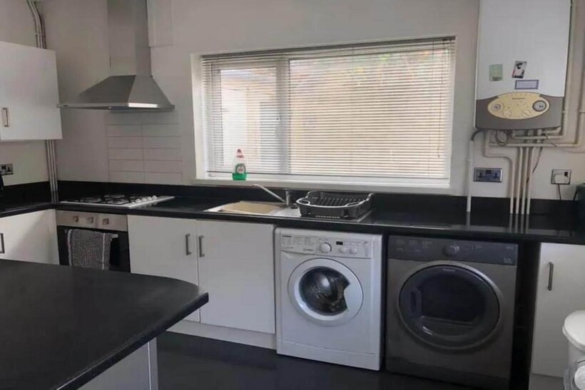 8bd270a1-cbc1-49c1-9