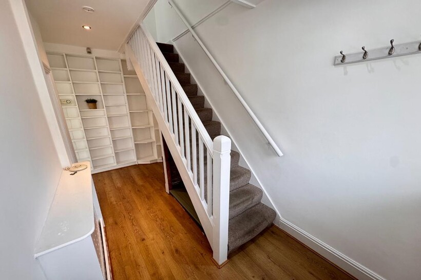 Kingston Road, High Town, Luton 3 bed semi-detached house to rent - £1,475 pcm (£340 pw)